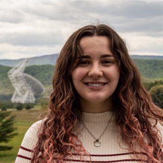 Portrait of Lauren Dysarz