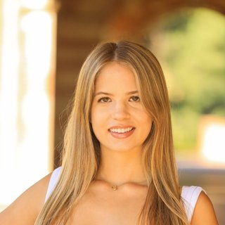 Portrait of Nikki Zivkov